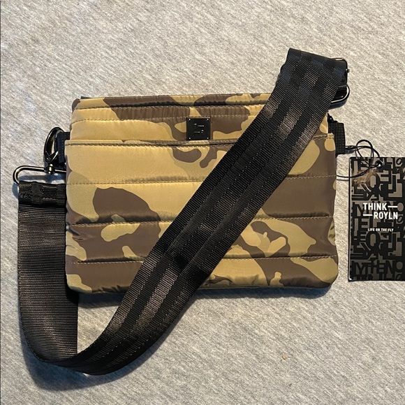 *NWT* Think Royln The Original Camo Bum Bag - Picture 1 of 7